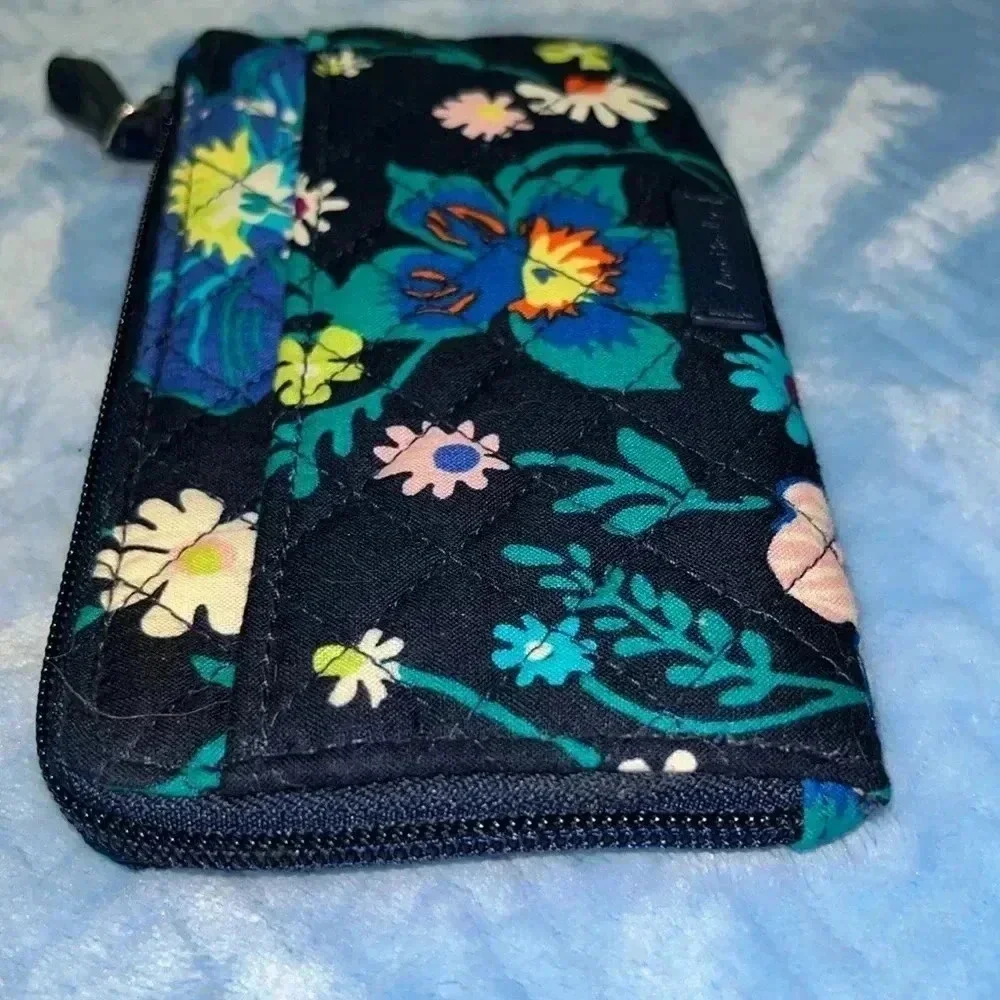 Vera Bradley Wallet NWOT